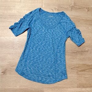 •COLUMBIA• 3/4 SLEEVE TOP